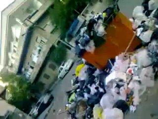 فري برس   حمص الدبلان عدم جمع القمامة 7 11 2011