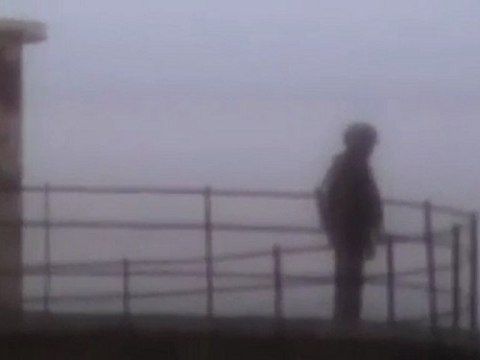 فري برس ريف دمشق سقبا تمركز بعض الجند على برج المياه في المدينة 10 11 2011