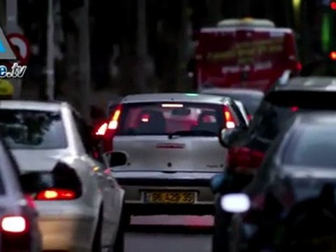 Fischer lowers benchmark interest rate