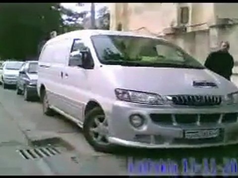 فري برس اللاذقية تجميع الموظفين للمسيرات المؤيدة 13 11 2011