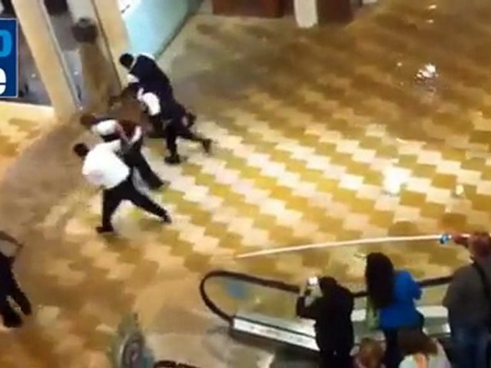 Storms hit Israel: Heavy rains flood mall