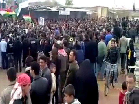 فري برس سكابا في مظاهرة عامودا جمعة طرد السفراء 18 11 2011