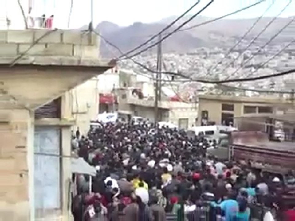 فري برس   مظاهرة الزبداني بجمعة طرد السفراء 18 11 2011 ج3