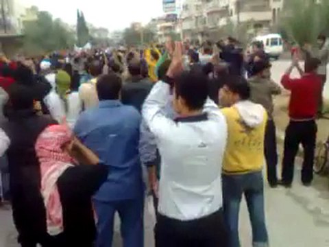 فري برس حماة مظاهرة حي الأربعين جمعة طرد السفراء 18 11 2011