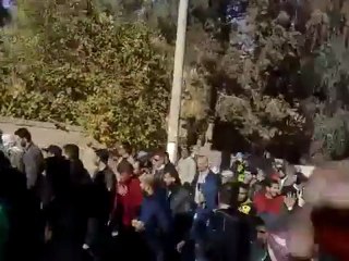 فري برس   من زفاف الشهيد البطل الحر رائد الخاروف   الذي قتل على أيدي عصابات الامن العسكري بديرالزور لرفضه السجود لإلههم بشارون أسد 27 11 2011