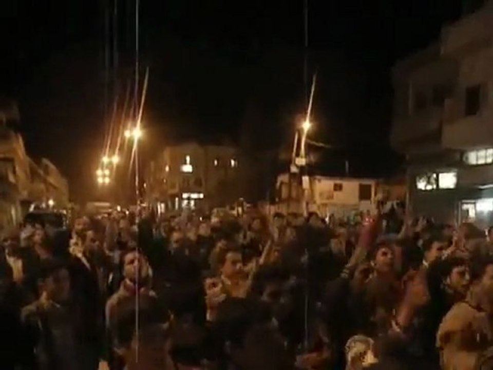 فري برس   إدلب   بنش مسائية حاشدة 28 11 2011 جـ1