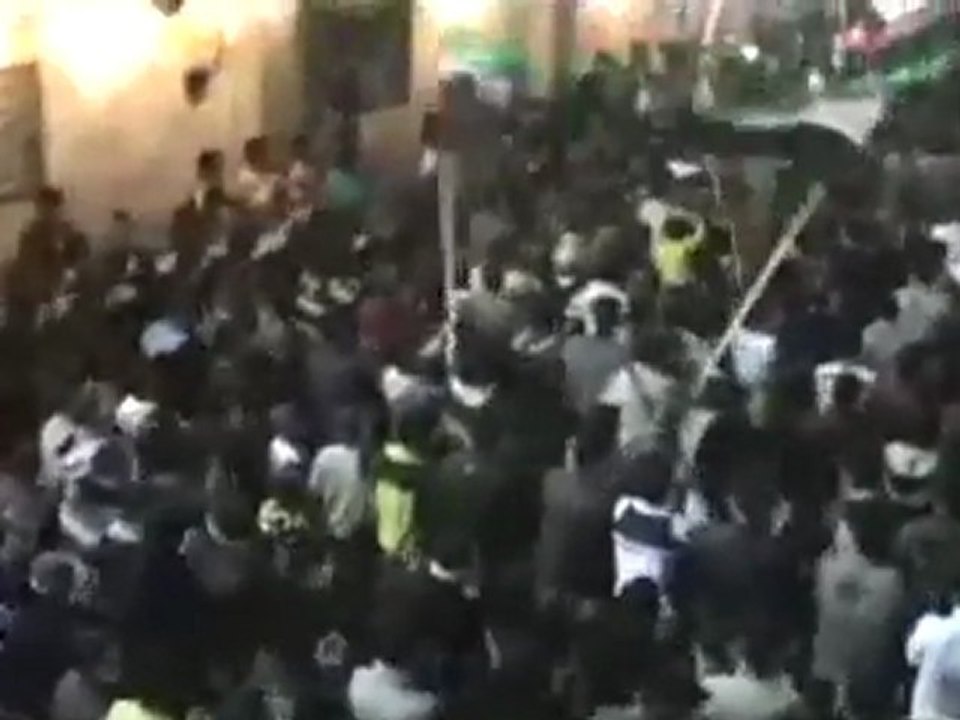 فري برس   مسائية باباعمرو والهتاف الشعب يريد حماية دولية 21 11 2011