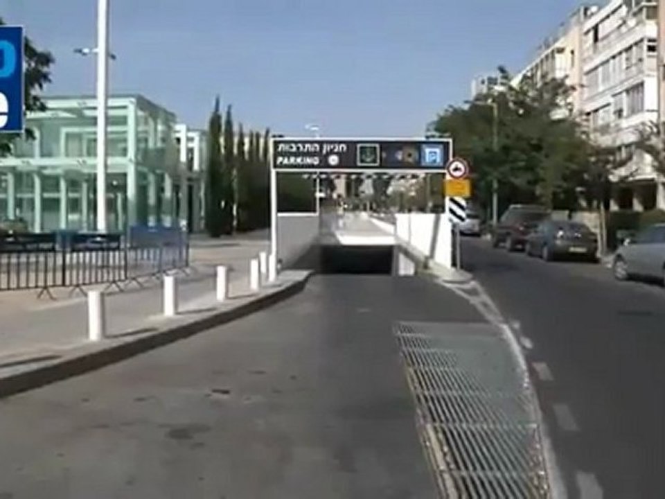 Tel Aviv opts to pave Dizengoff Square