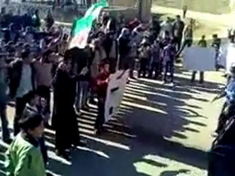 فري برس ادلب كفريحمول جمعة الجيش الحر يحميني 25 11 2011 ج1