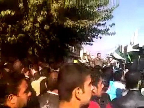 فري برس القصير جامع رمزون جمعة الجيش الحر يحميني 25 11 2011