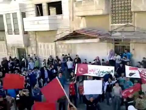 فري برس حماه حي باب القبلي جمعة الجيش الحر يحميني 25 11 2011