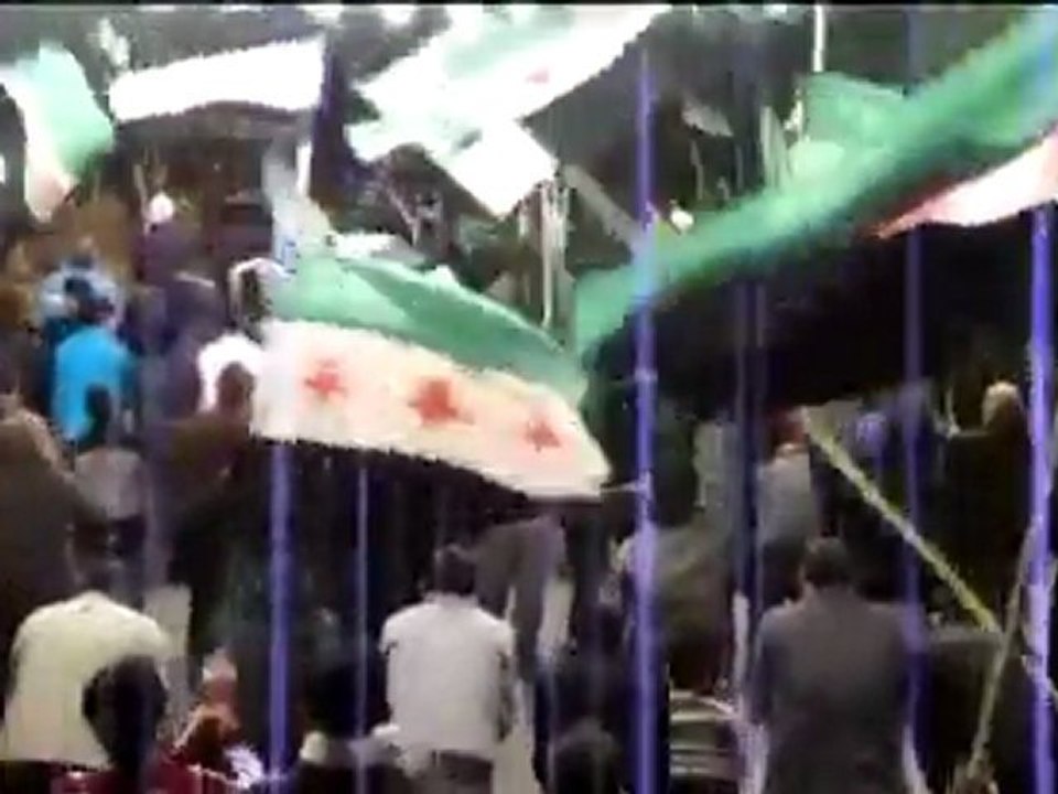 فري برس   حمص مسائية الانشاءات وين عرب الله 26 11 2011