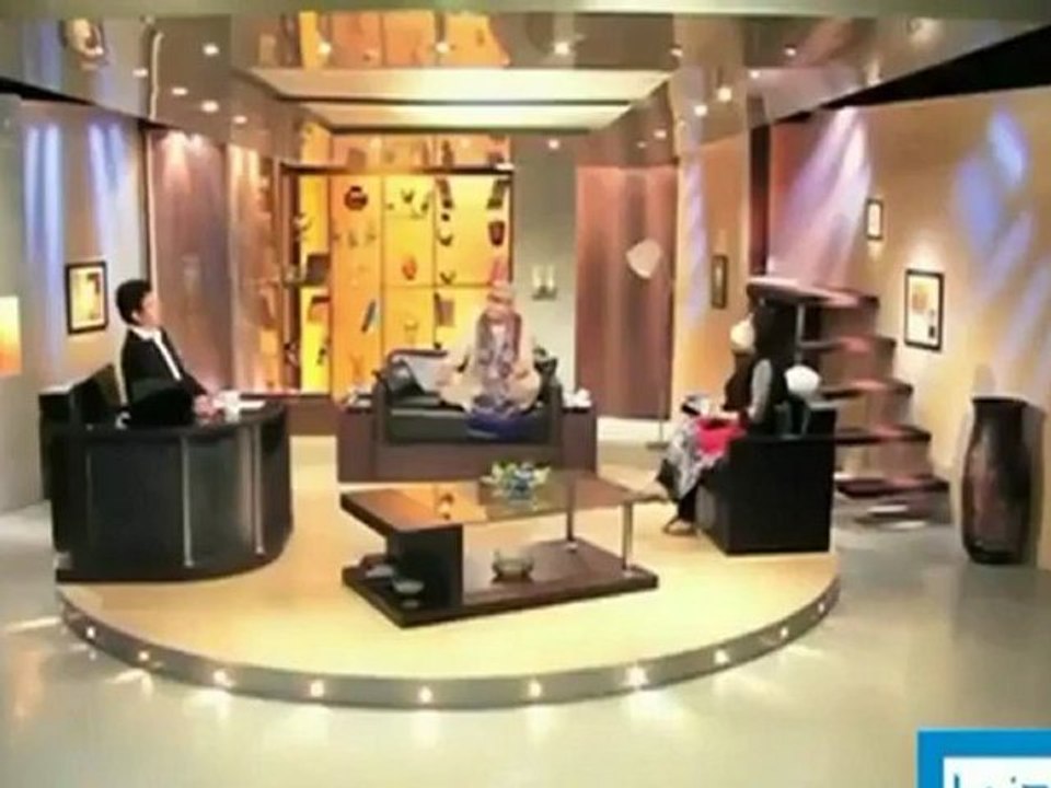 Azizi as Hakim
