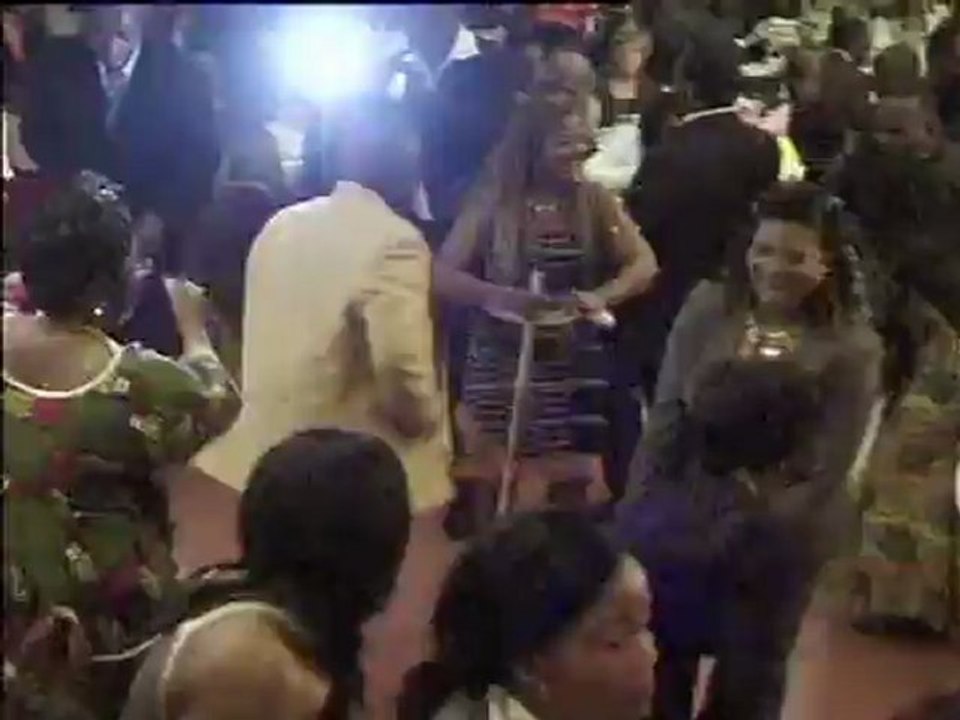 Micka's Gala Wébéhésson2Micka's en spectacle au salon Mangrove pour Wébéhésson... kmonhesseaPar kmonhessea  Micka's en spectacle au salon Mangrove pour Wébéhésson France