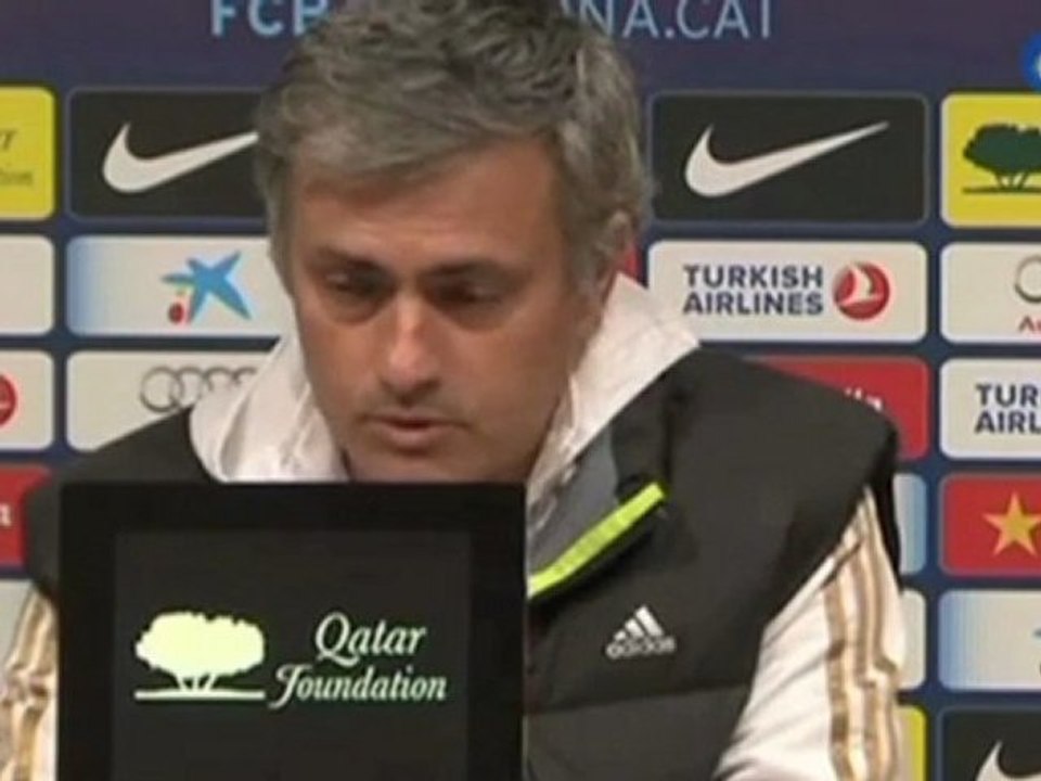 Deportes / Fútbol, Real Madrid; Mourinho: "No hablo del árbitro"