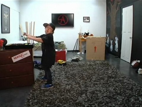 MindFreak Part1(With Me and Criss Angel) Watch Me Perform A Magic Trick!