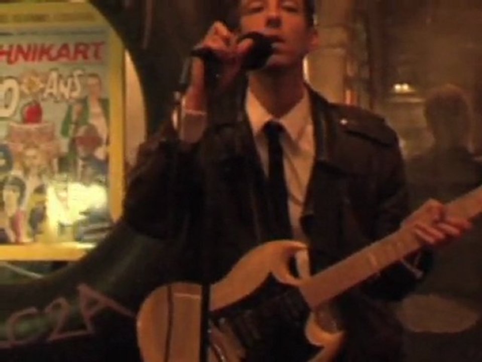Live 1 Olaf Hund 18/11/2011