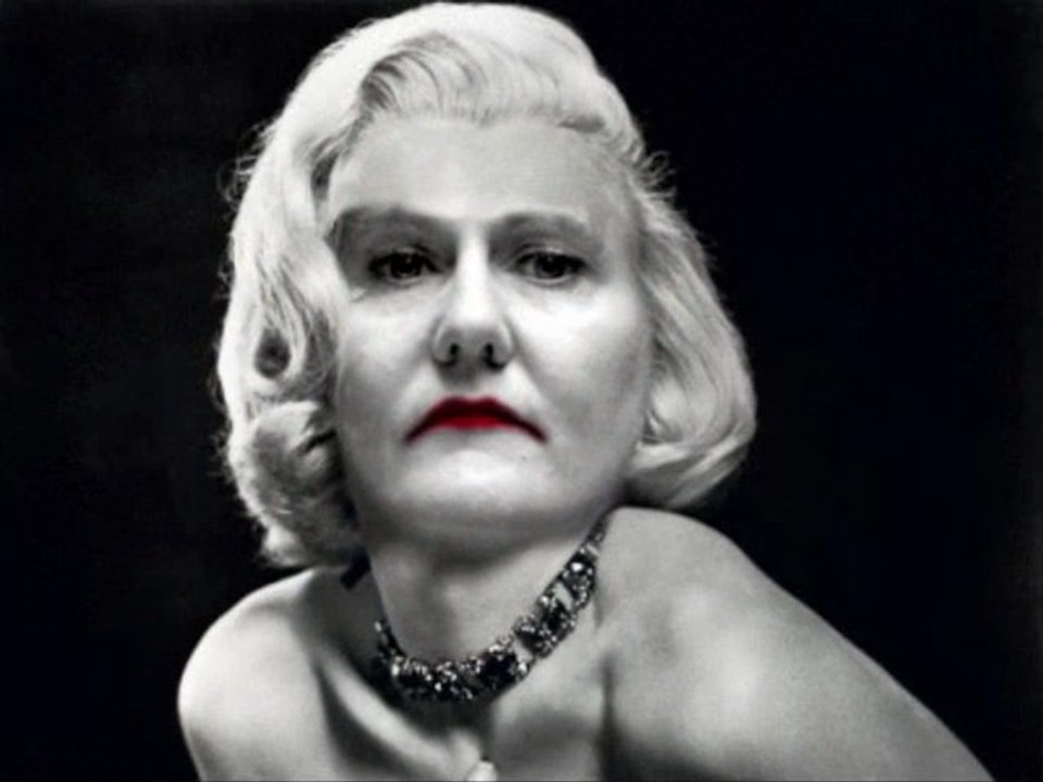 Marilyn Morano : "Happy Birthday M. President"