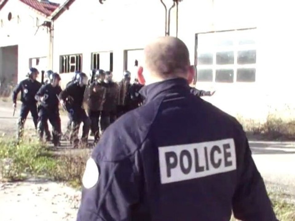 Les policiers de l’Aude formés aux techniques d’intervention pour répondre aux violences urbaines :