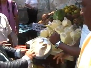 (VIDEO) Ciudad Caracas Decomisan lote de balanzas para pesar en libras