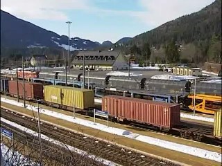 LOCOMOTORE MERCI SENZA CONFINI