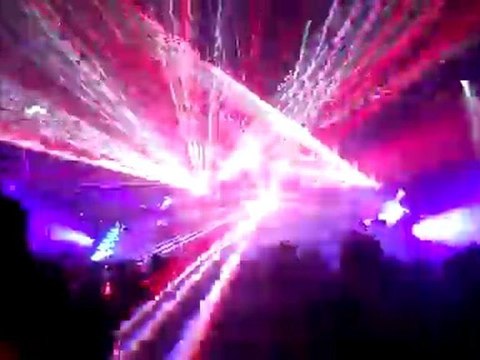 Partyraiser vs Tha Playah