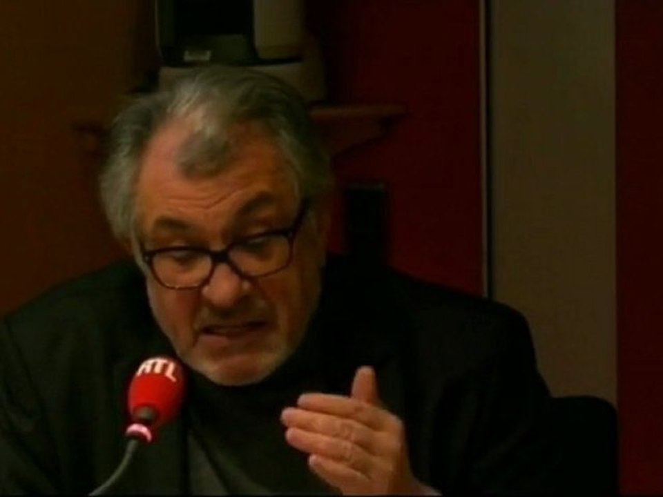 Serge July : "Hollande et Obama sont dans un bateau"