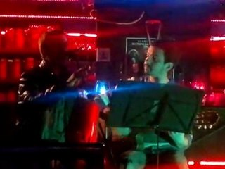 Erkut-Gittiğin Yağmurla Gel