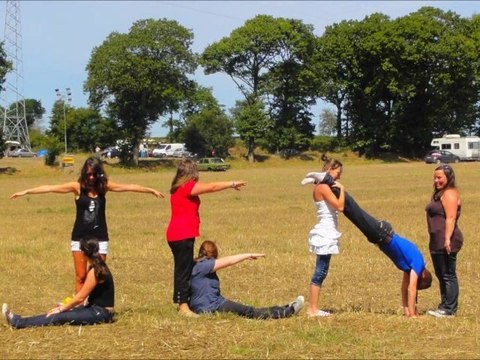 Appelle moi en tournée 2011 avec Jen et les potes...