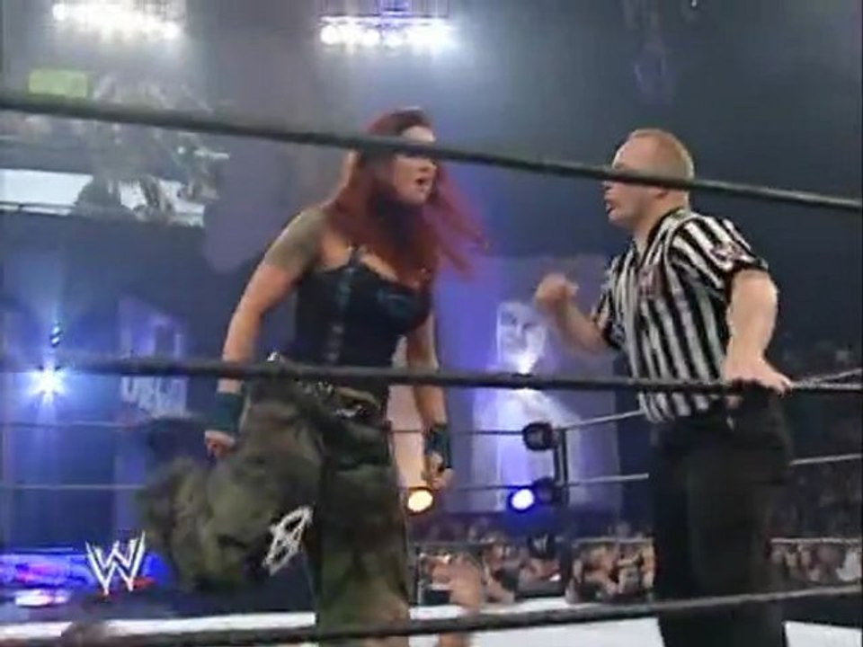 11.14.04 - Survivor Series - Trish vs Lita