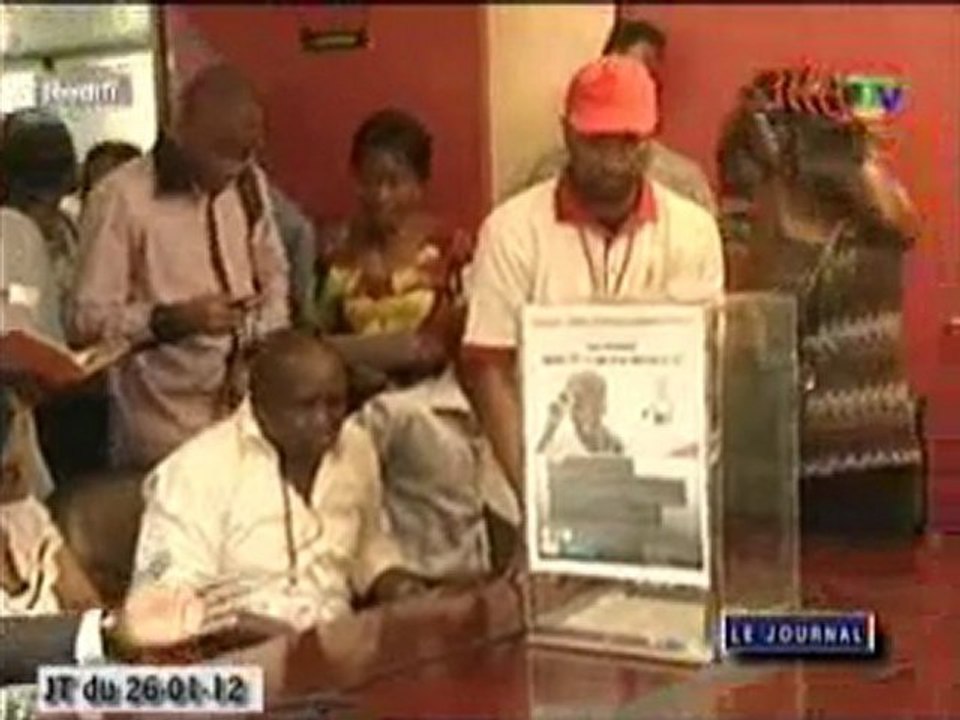 Le ministère de l’industrie touristique participe à la campagne donnons tous 100 Frs CFA pour lutter contre le VIH-Sida