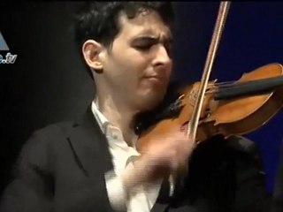 Israeli violinist shares top award at international music competition