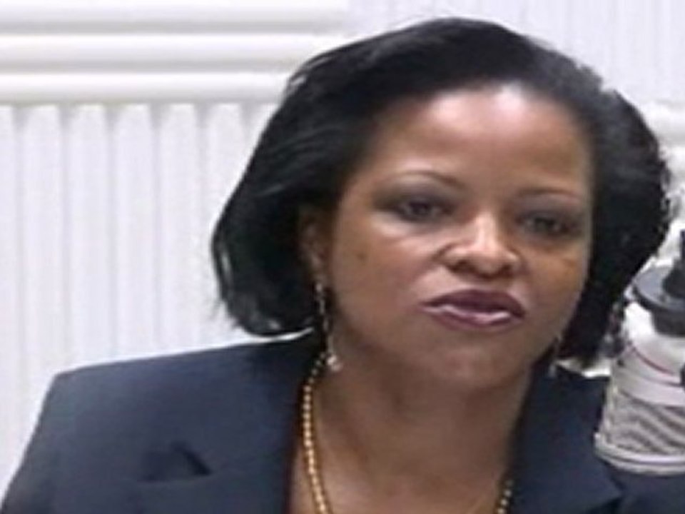 7h15  reçoit Karine GALY Majorité Cooperation conseil regional Emission du 27/01/12