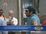 Comerciantes protestan en Catia por expropiaciones de locales
