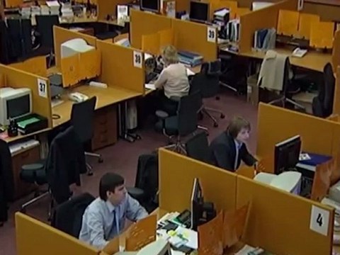 Инвесторам: почему Fitch понизило прогноз по рейтингу России?