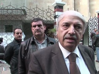 Des opposants syriens attaquent l'ambassade de Syrie au Caire