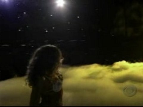 Beyonce - Deja Vu (Fashion Rocks)