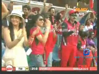 Telugu Warrirs vs. Kerala Strikers-Telugu Warrirs Inning-Ov03-04