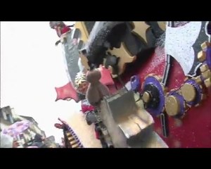 L'élan roule des mécaniques - Cavalcade de Scaër 2011