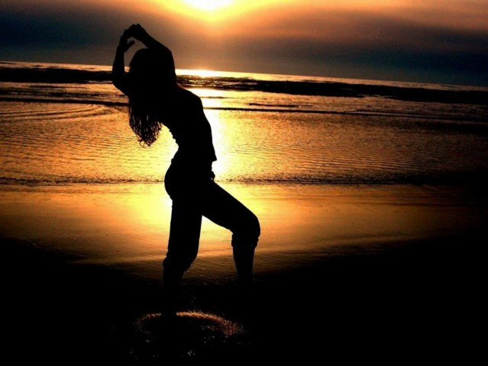 CHARM LOVE DREAMS...