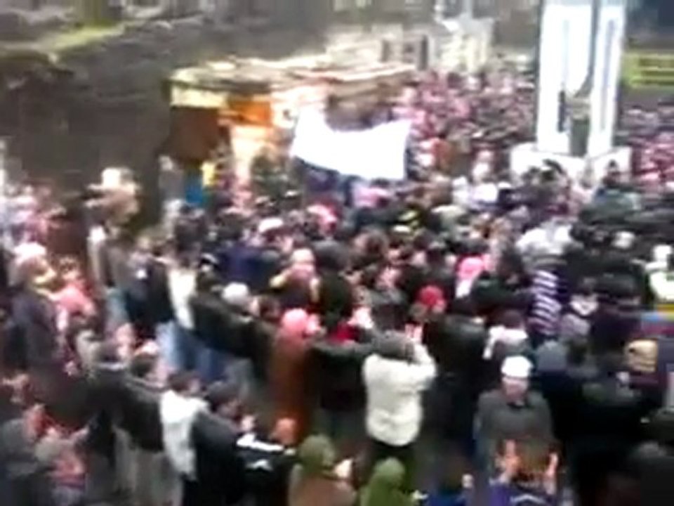 فري برس   درعا بصرى الشام جمعة حق الدفاع عن النفس 27 1 2012