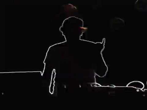 YESIM SALKIM - BANA GUNES GIBI GEL ( DeJaWu Faik Mix )