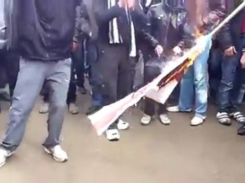 فري برس برزة البلد حرق علم روسيا جمعة حق الدفاع عن النفس 27 1 2012