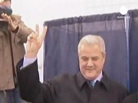 Romania: condannato ex premier per corruzione