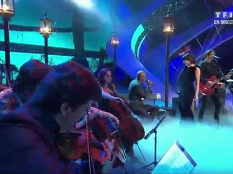 NRJ AWARD 2012 - SEAL NOLWENN LEROY