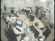 Stress au bureau trader fou en salle de marchés HUMOUR