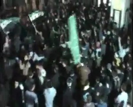 فري برس حمص مسائية حي الخالدية نناشد مجلس التعاون الخليجي باالأعتراف با المجلس الوطني السوري 28 1 2012