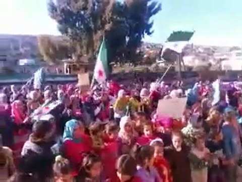 فري برس ادلب جسرالشغورالمحتلة قرية البشيرية مظاهرة نسائية حاشدة 28 1 2012