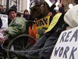 Londra: protesta disabili contro tagli ad aiuti