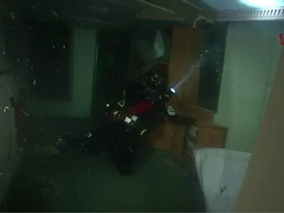 Isola del Giglio - Costa Concordia - VVF smz interno cabine 1